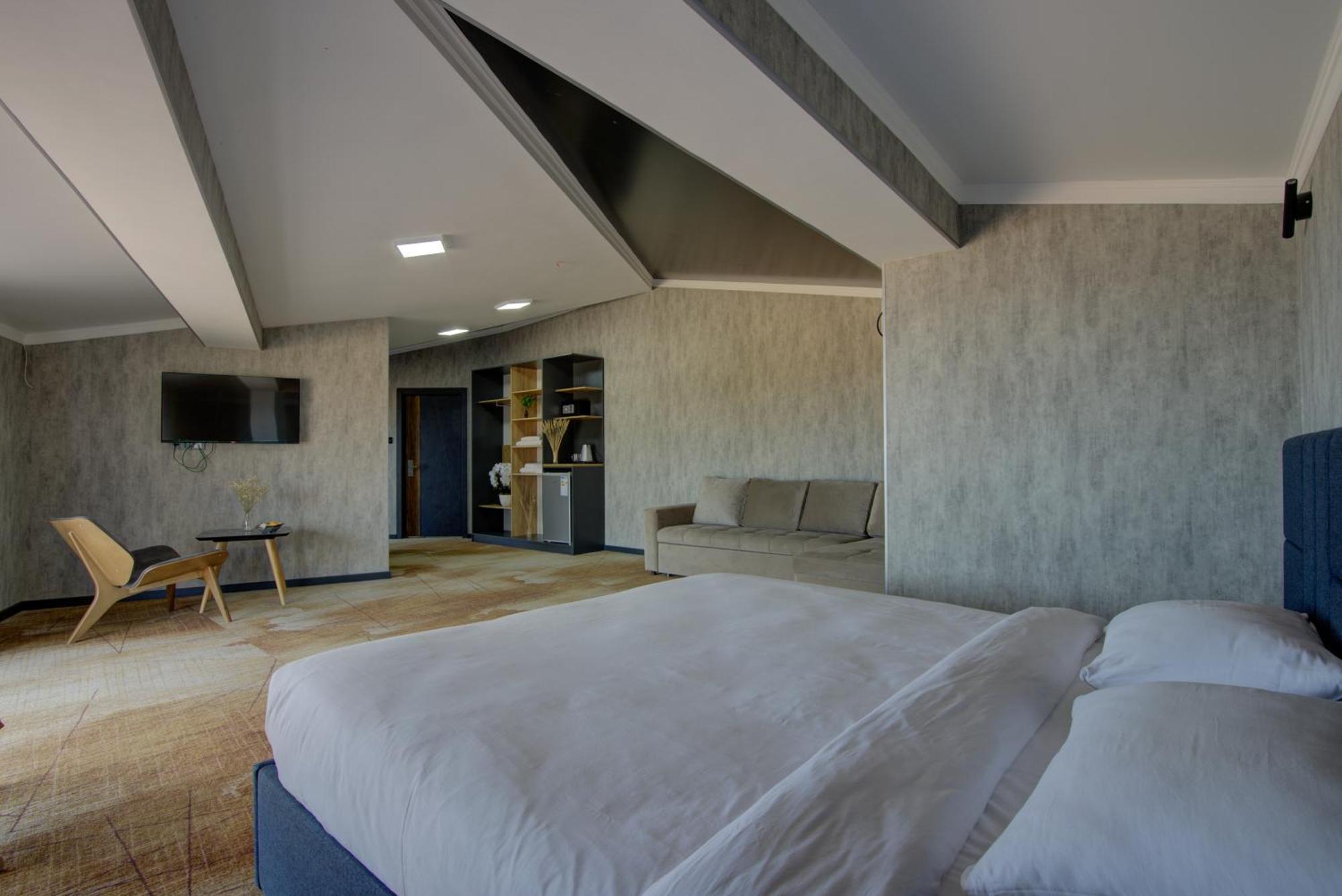Vzmorie Resort Hotel Бостері Екстер'єр фото
